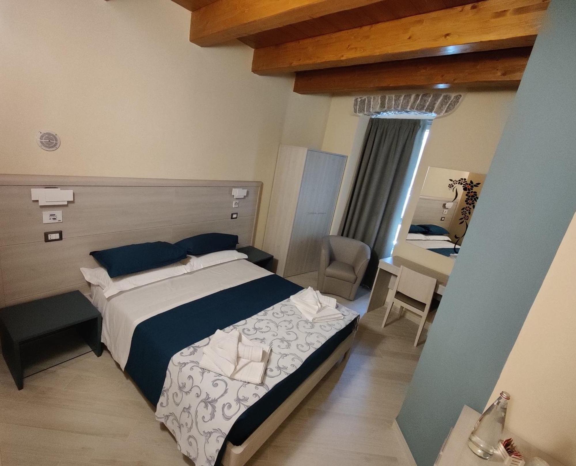 Hotel Dimora Del Corso Rotonda Zimmer foto